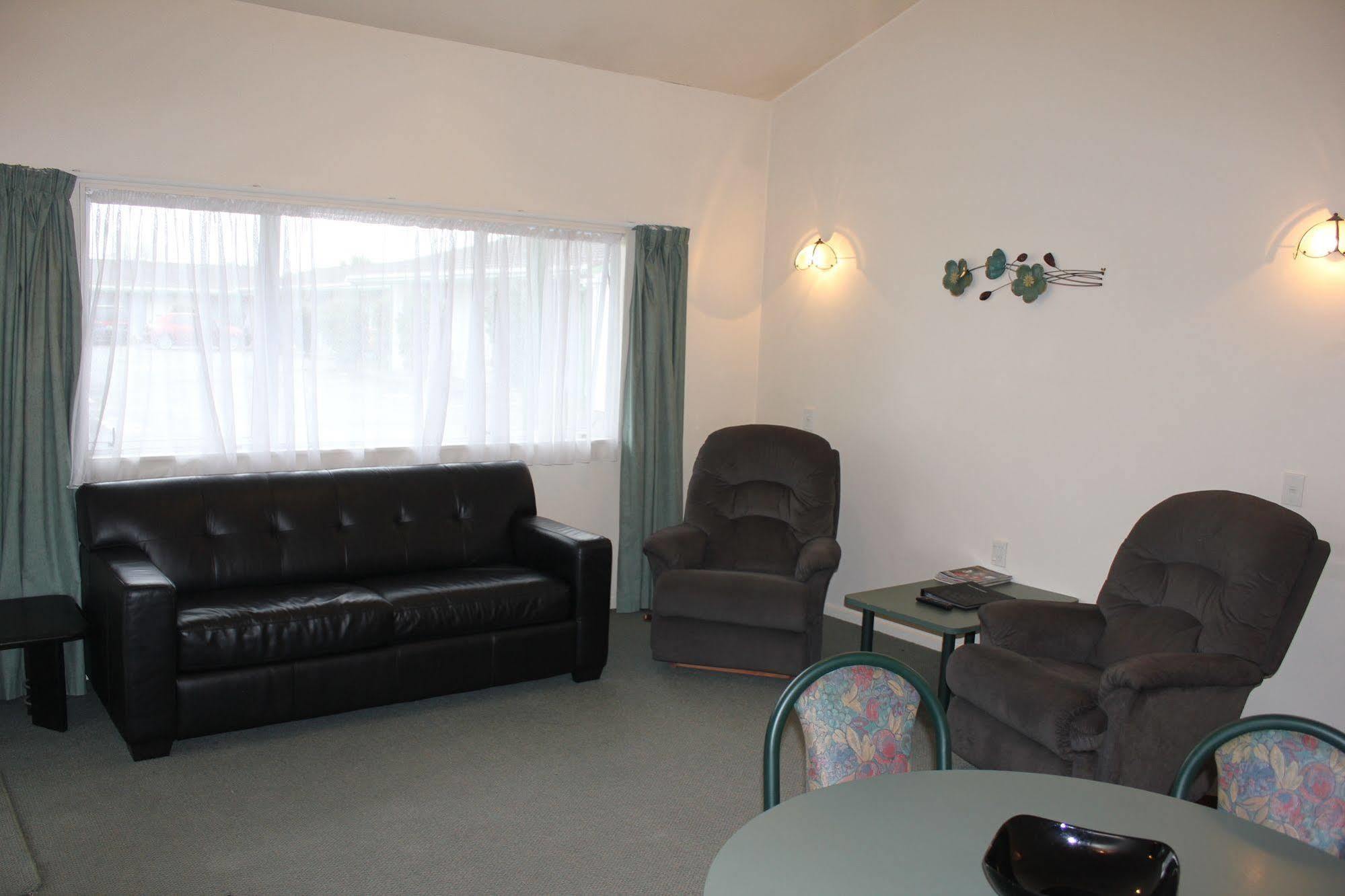 Acorn Estate Motel Masterton Exteriér fotografie