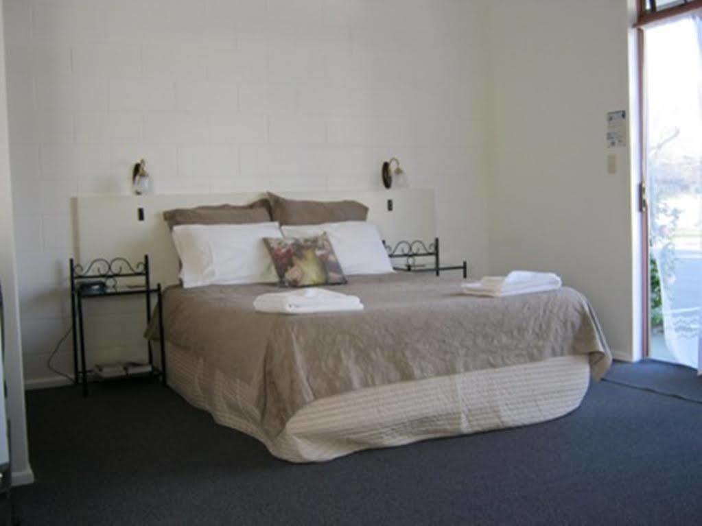 Acorn Estate Motel Masterton Exteriér fotografie